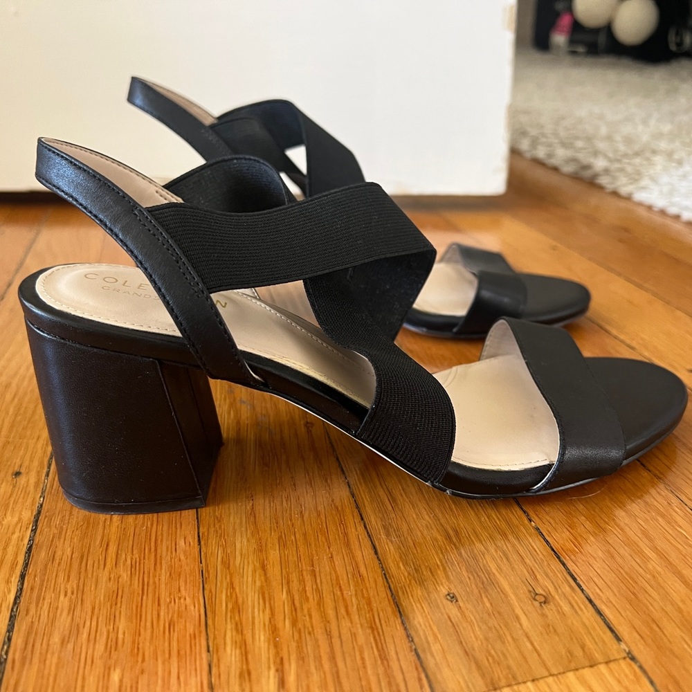 Cole Hahn black heels size 7 barely used